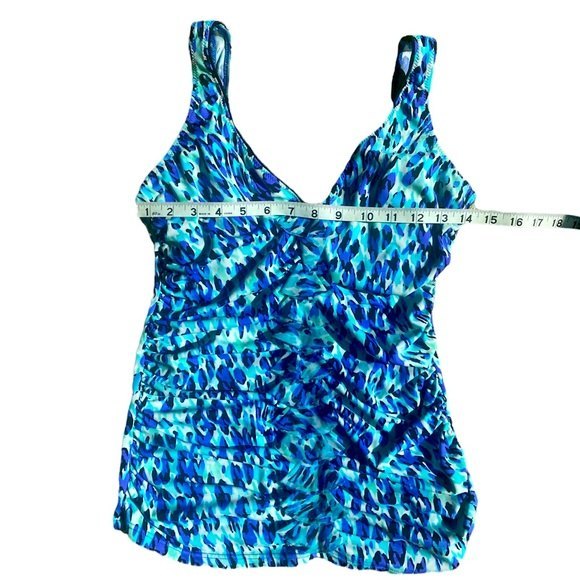 Profile Tankini with Underwire Built in Bra Size 34D - Picture 4 of 7